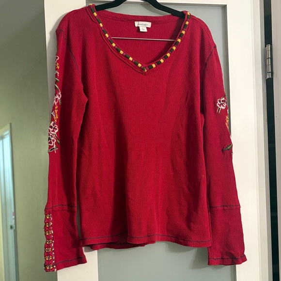 Sundance Tops - SUNDANCE Embroidered floral waffle knit top women’s size large